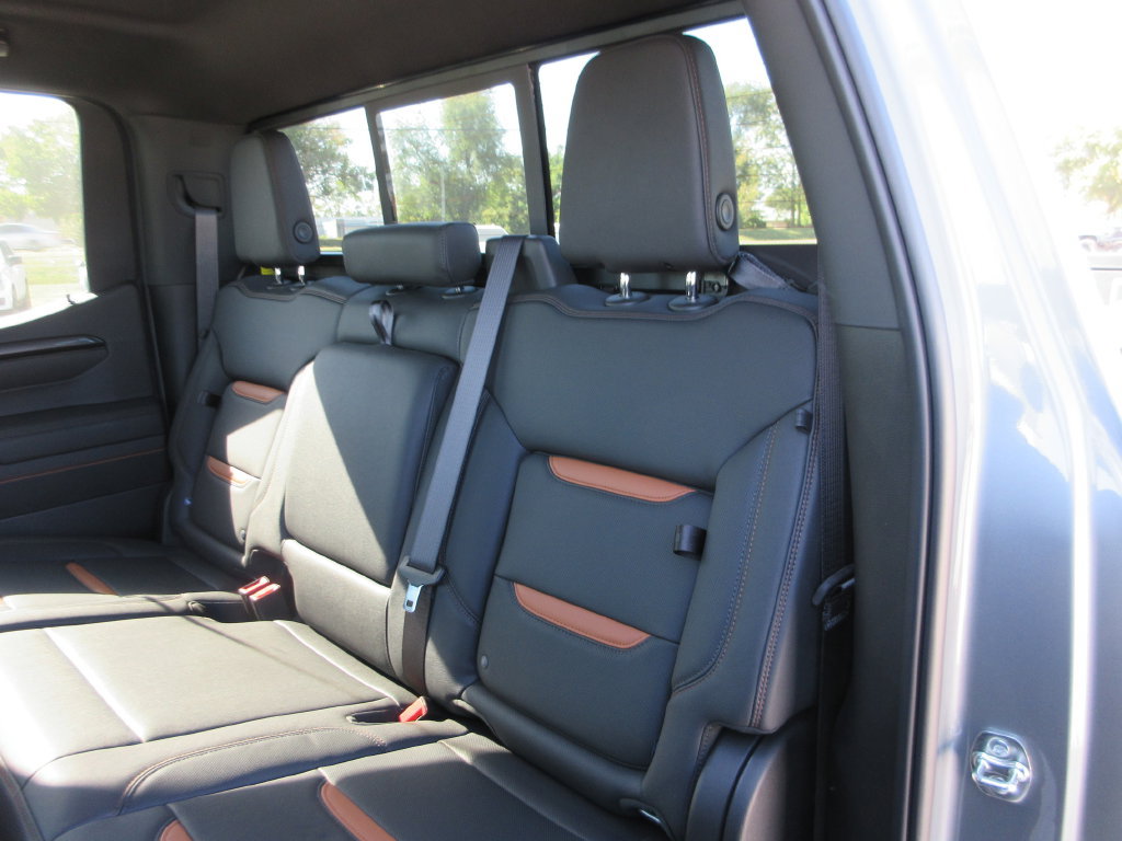 New 2026 GMC Sierra 1500 AT4 w/ AT4 Premium Package AWD/4WD image 13