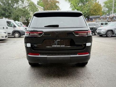 Used 2023 Jeep Grand Cherokee L Altitude AWD/4WD image 10