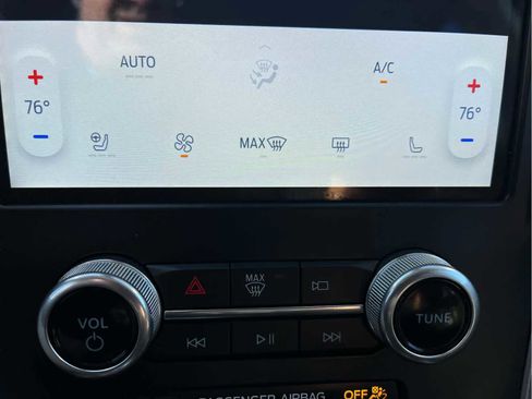 Used 2022 Ford Edge SEL w/ Convenience Package image 37