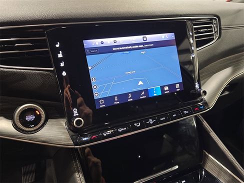 Used 2024 Jeep Wagoneer L Series II w/ Flexible Seating Group image 23