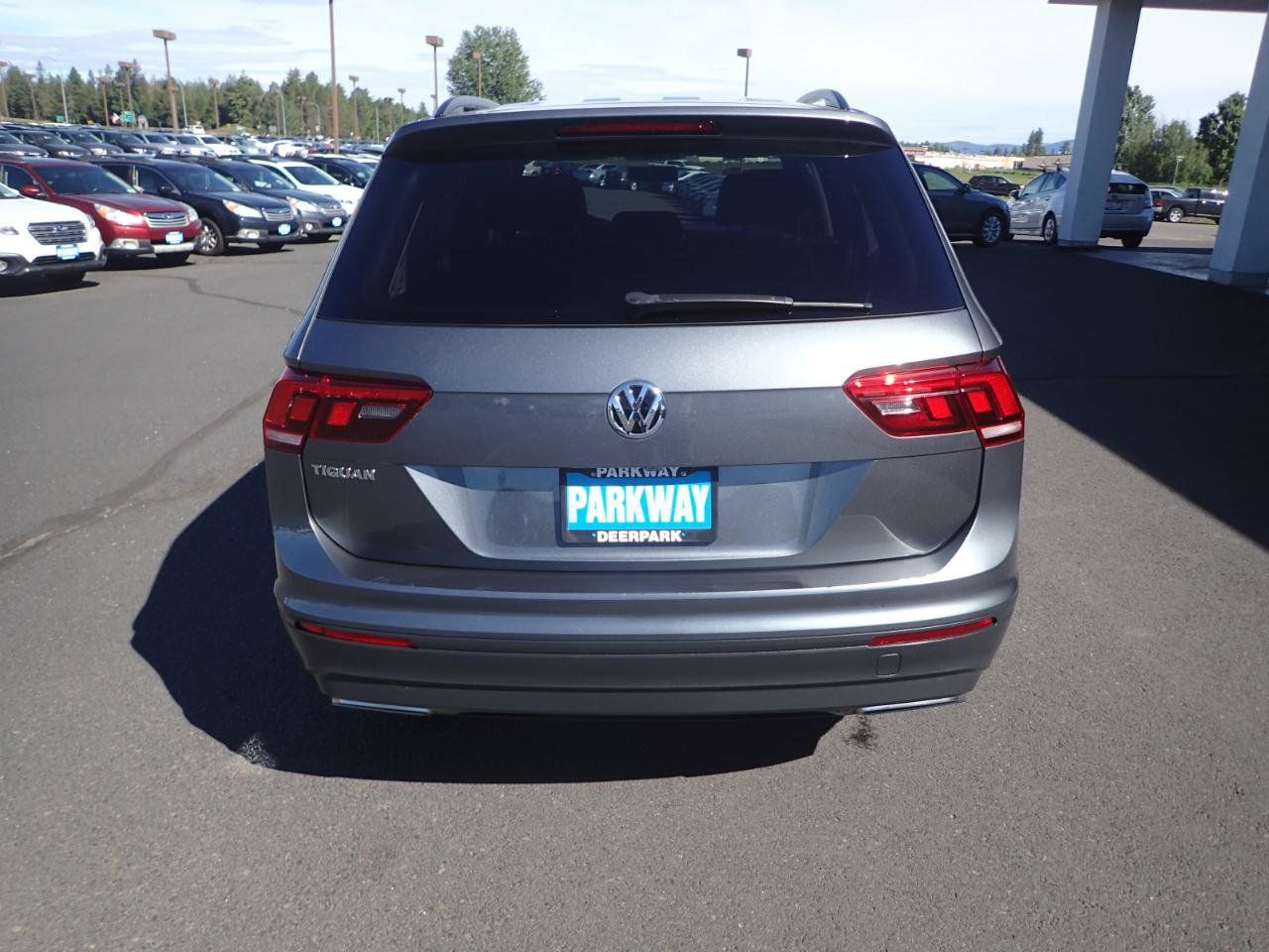 Used 2019 Volkswagen Tiguan S w/ 3rd Row Seat Package AWD/4WD image 4