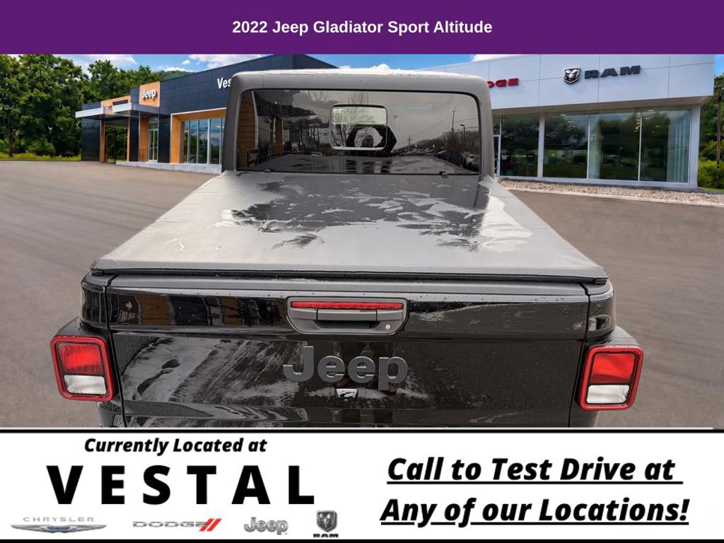 Used 2022 Jeep Gladiator Sport AWD/4WD image 8