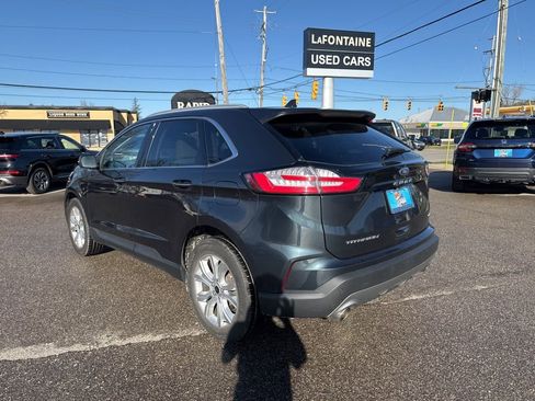 Used 2023 Ford Edge Titanium image 3