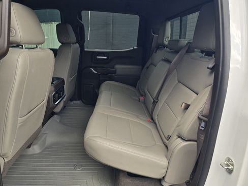 Used 2019 GMC Sierra 1500 SLT w/ SLT Premium Package AWD/4WD image 13