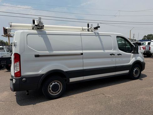 Used 2020 Ford Transit 250 Low Roof RWD image 4
