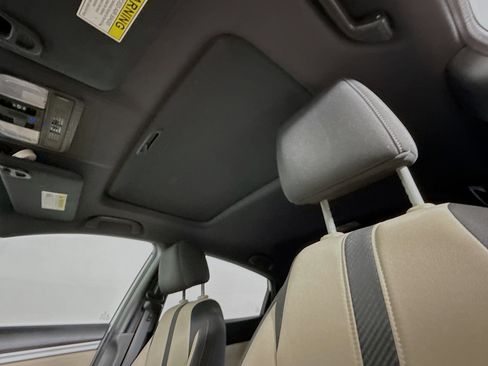 Used 2018 Honda Civic EX image 26