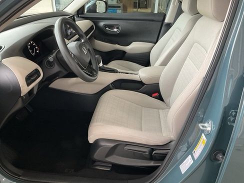 Certified 2025 Honda HR-V LX image 4