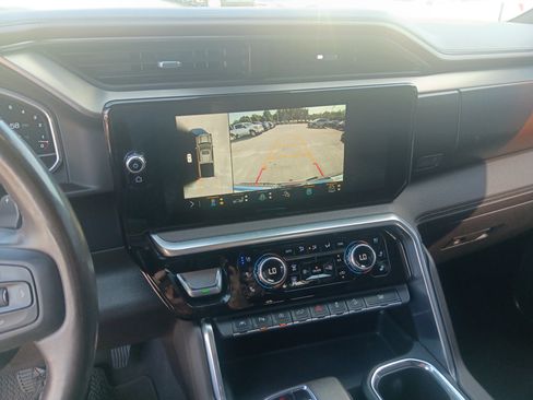 Used 2022 GMC Sierra 1500 Denali AWD/4WD image 14