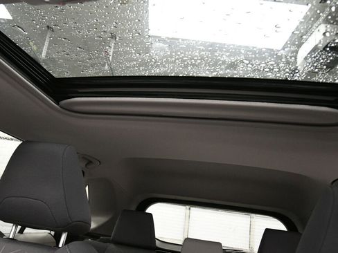 Used 2025 Toyota RAV4 XLE w/ Convenience Package image 19