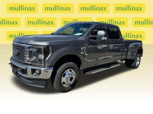 Used 2021 Ford F350 Lariat w/ Lariat Ultimate Package AWD/4WD image 6