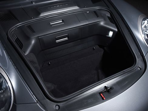 Used 2006 Porsche 911 Carrera S image 6