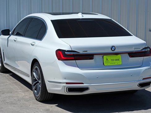 Used 2020 BMW 750i xDrive w/ Executive Package image 50