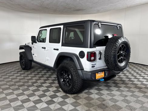 Certified 2024 Jeep Wrangler Unlimited AWD/4WD image 7