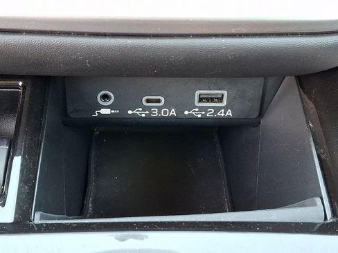 Used 2023 Subaru Legacy Premium AWD/4WD image 25