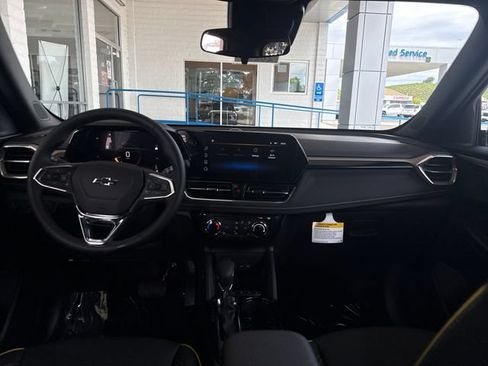 New 2026 Chevrolet TrailBlazer ACTIV w/ Driver Confidence Package FWD image 15