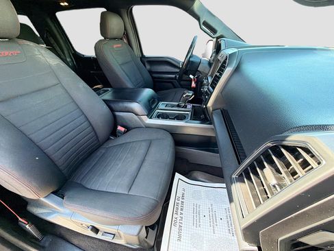 Used 2019 Ford F150 XLT w/ Equipment Group 302A Luxury AWD/4WD image 14