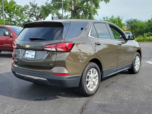 Used 2023 Chevrolet Equinox LT image 4