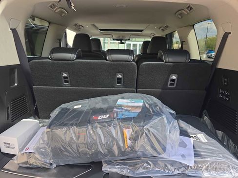 New 2026 INFINITI QX80 Luxe AWD/4WD image 25