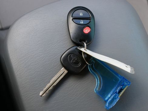 Used 2006 Toyota Tacoma PreRunner image 33