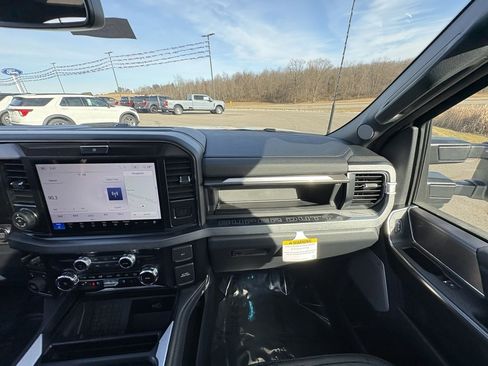 New 2026 Ford F350 Platinum image 26