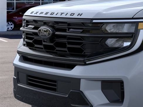 New 2026 Ford Expedition Max Platinum w/ Stealth Appearance Package AWD/4WD image 17