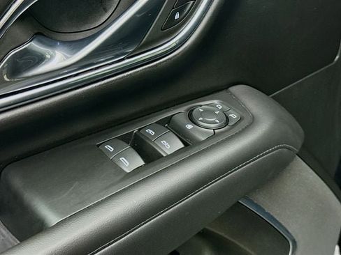 Used 2023 GMC Yukon SLE w/ Gmc Pro Safety Plus Package image 20