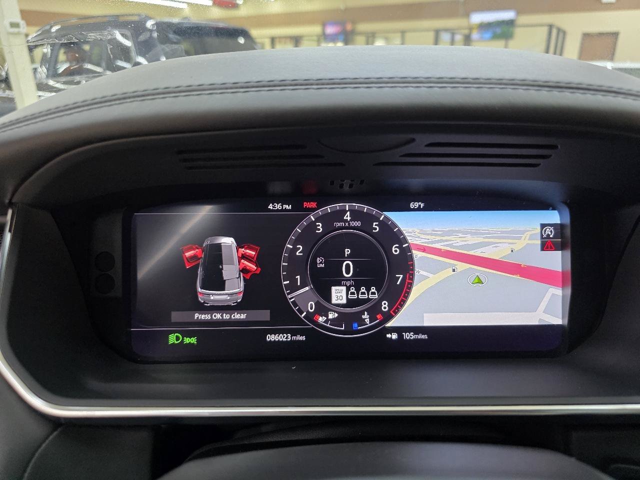 Used 2019 Land Rover Range Rover Sport HSE Dynamic AWD/4WD image 32
