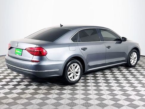 Used 2016 Volkswagen Passat 1.8T S image 10
