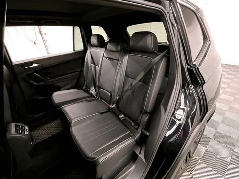 Used 2024 Volkswagen Tiguan SE R-Line w/ MDO Package, Two-Row AWD/4WD image 25
