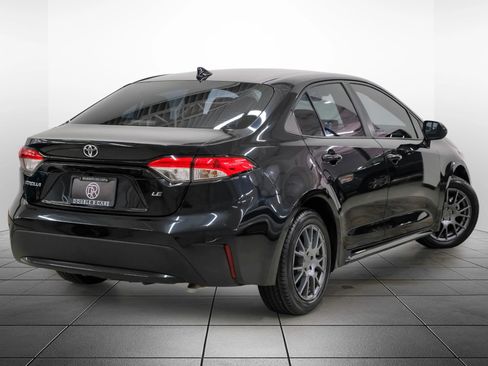 Used 2022 Toyota Corolla LE image 8
