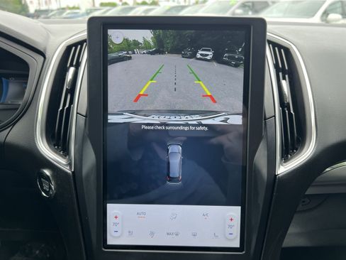 Used 2023 Ford Edge Titanium AWD/4WD image 19