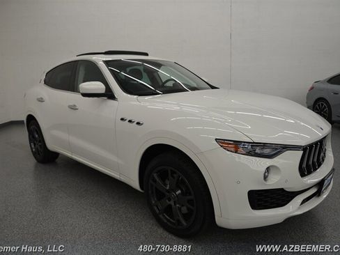 Used 2021 Maserati Levante image 5