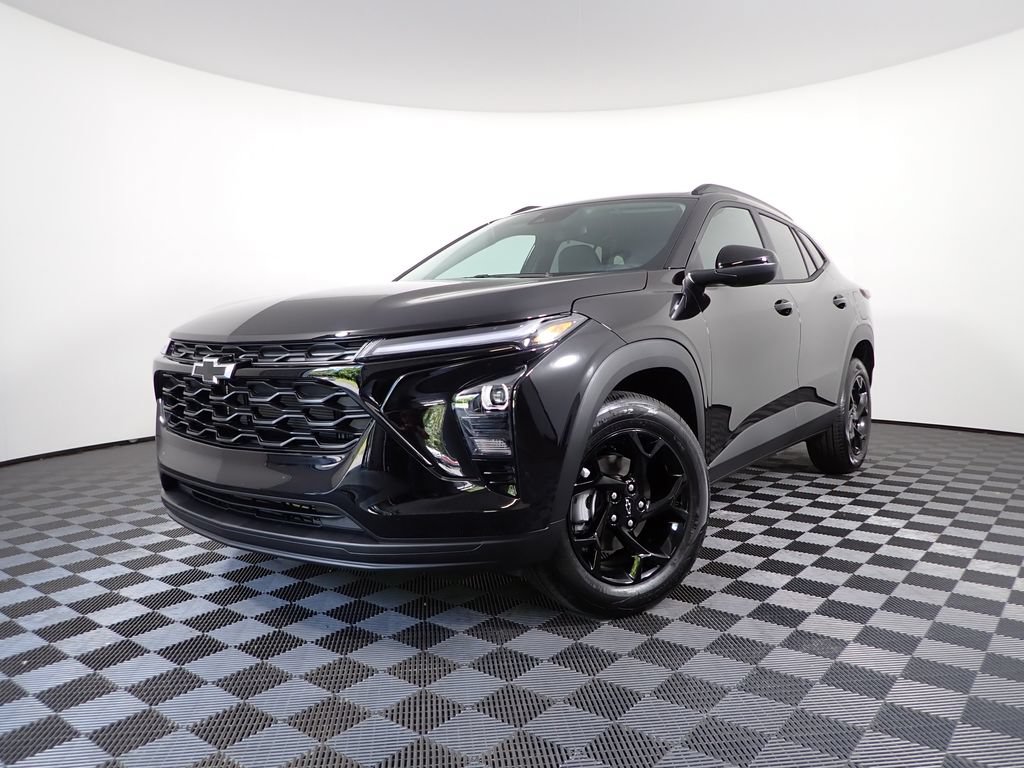 New 2026 Chevrolet Trax LT w/ Driver Confidence Package FWD image 2