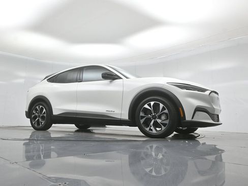 New 2026 Ford Mustang Mach-E Select w/ Technology Package RWD image 3