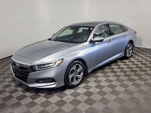Certified 2019 Honda Accord EX image 11