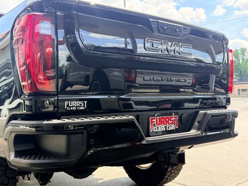 Used 2025 GMC Sierra 2500 Denali Ultimate w/ Max Trailering Package AWD/4WD image 13