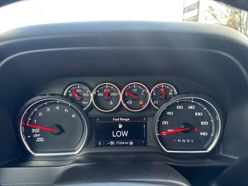 Used 2019 Chevrolet Silverado 1500 RST image 15