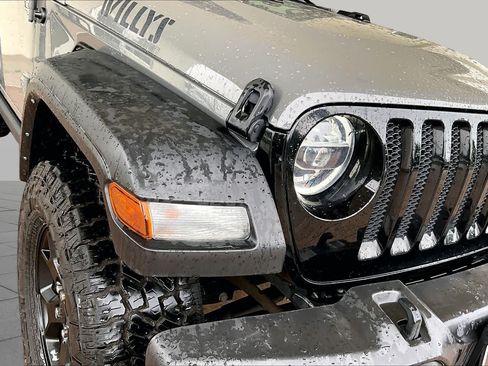 Used 2021 Jeep Wrangler Sport AWD/4WD image 25