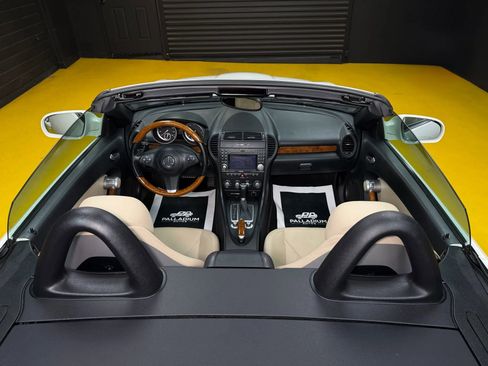 Used 2010 Mercedes-Benz SLK 300 SLK 300 Roadster 2D image 15