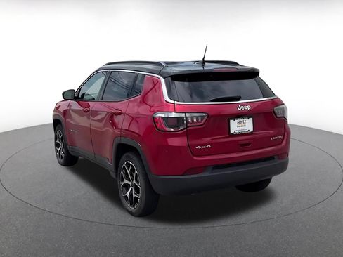 Used 2025 Jeep Compass Limited AWD/4WD image 10