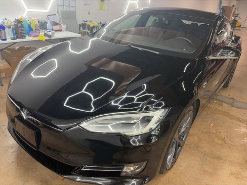 Used 2019 Tesla Model S 75D image 2