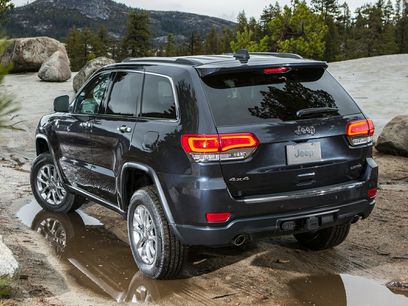Used 2016 Jeep Grand Cherokee Overland