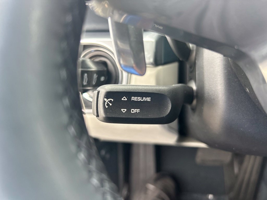 Used 2018 Porsche 718 Boxster RWD image 34