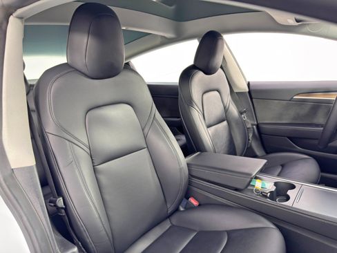 Used 2022 Tesla Model 3 Long Range image 36