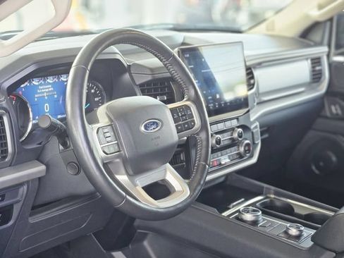 Used 2024 Ford Expedition Max XLT AWD/4WD image 12