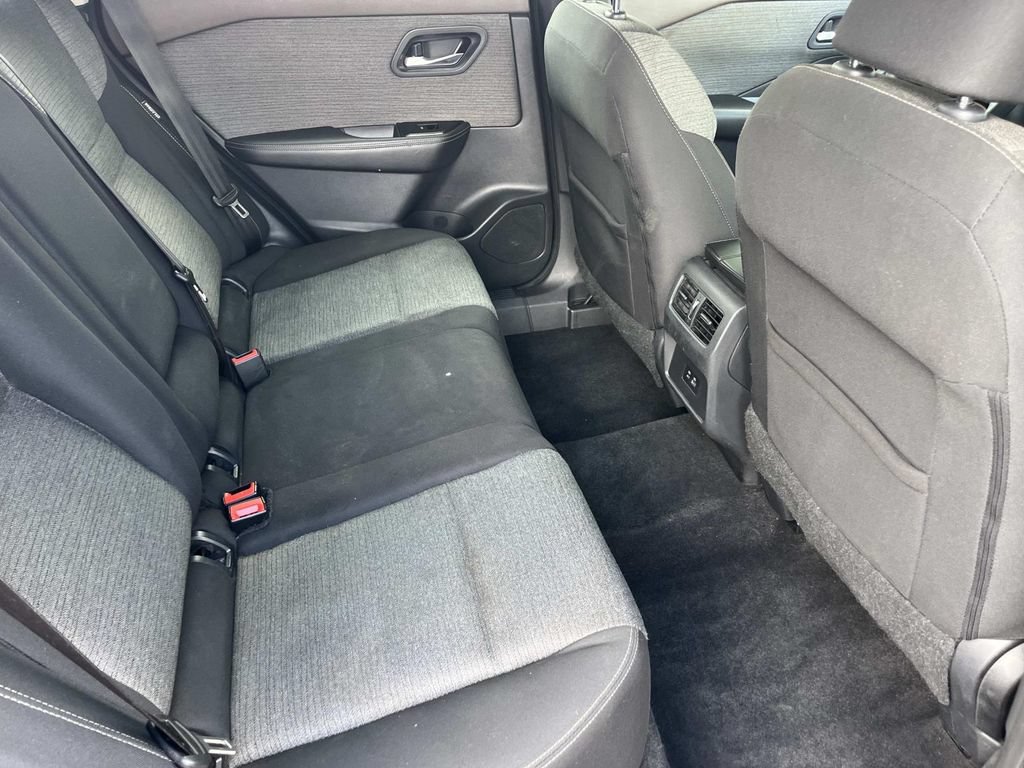 Used 2022 Nissan Rogue SV FWD image 20