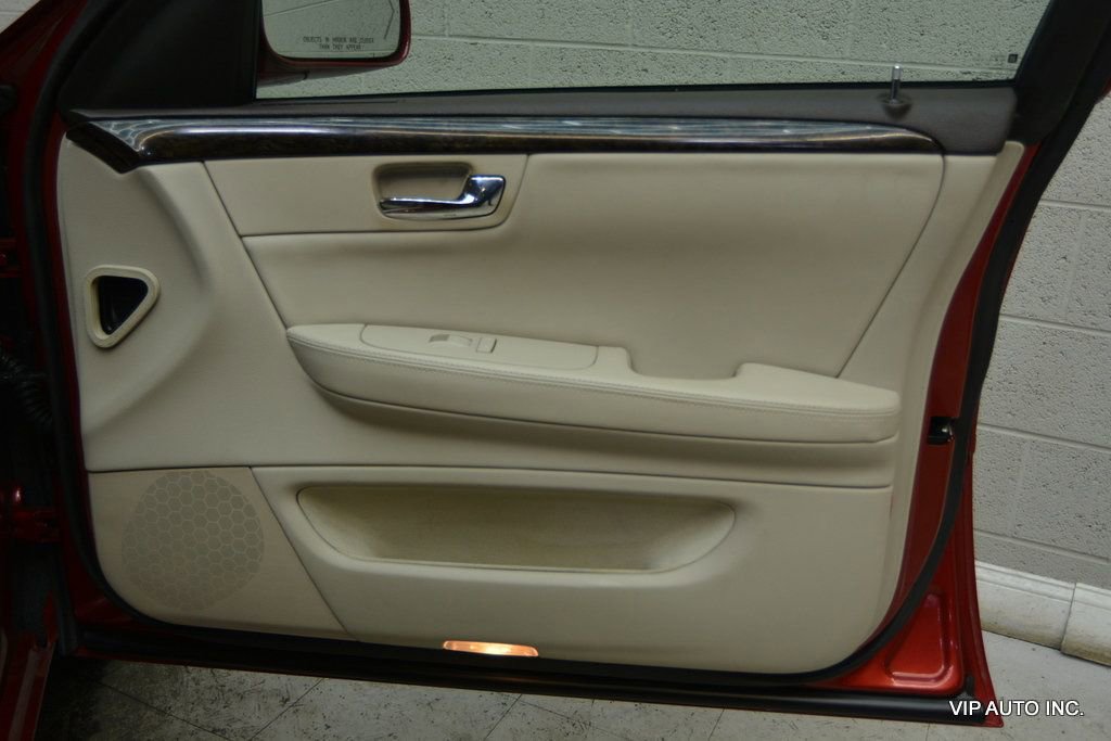 Used 2010 Cadillac DTS FWD image 8