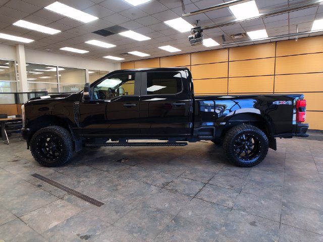 Certified 2024 Ford F250 XL w/ STX Appearance Package AWD/4WD image 4