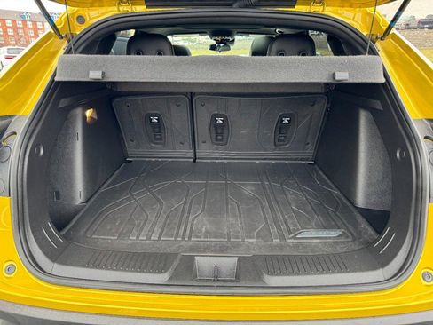 Used 2024 Chevrolet Trax RS w/ Sunroof Package image 6