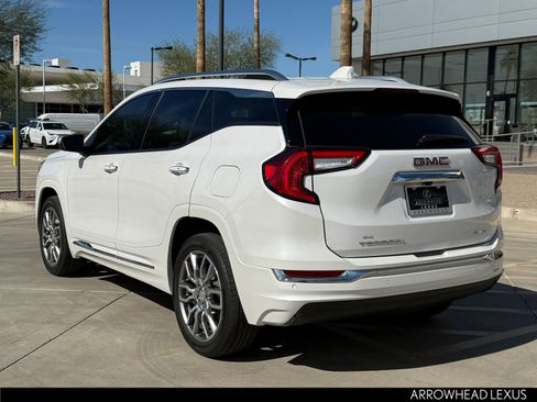 Used 2023 GMC Terrain Denali w/ Denali Premium Package image 4